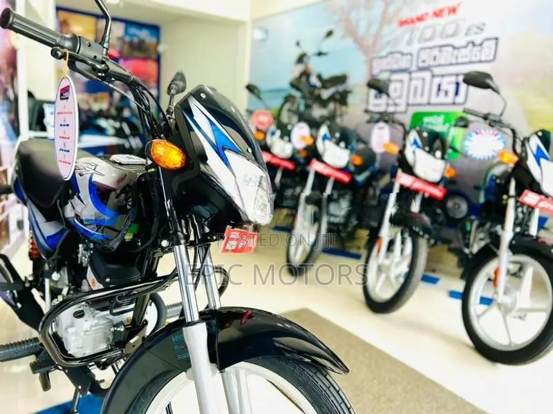 Bajaj CT100 2026