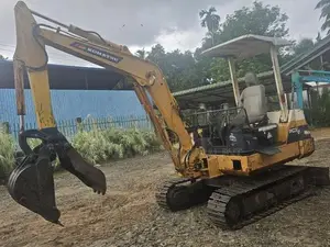 Komatsu PC30-6 Excavator