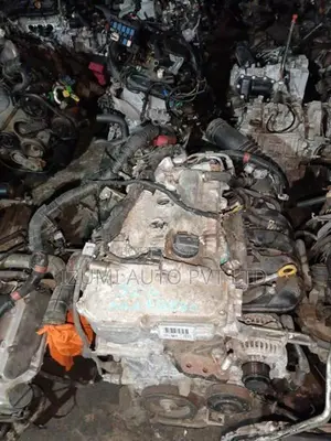 Toyota Voxy 3ZR FAE Engine Motte