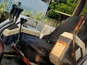 IHI 32J excavator