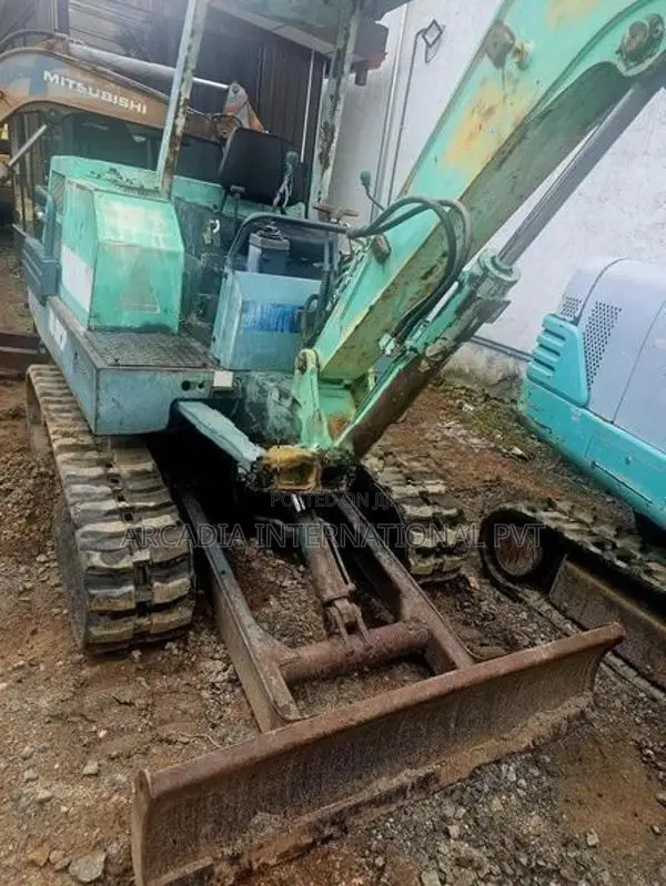 Yanmar B27 Excavator