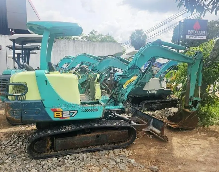 Yanmar B27-2A Excavator