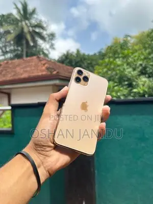 Apple iPhone 11 Pro (Used)