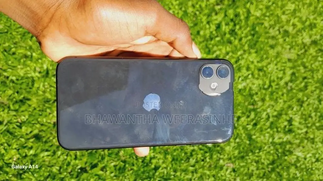 Apple iPhone 11 (Used)