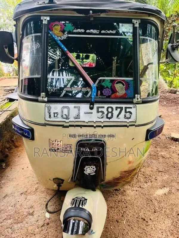 Bajaj RE 2006