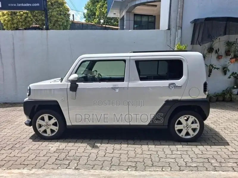 Daihatsu Taft G Venture 2025