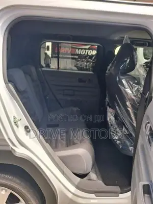 Daihatsu Taft G Venture 2025