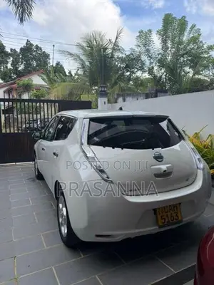 Nissan Leaf X grade Azeo 2013