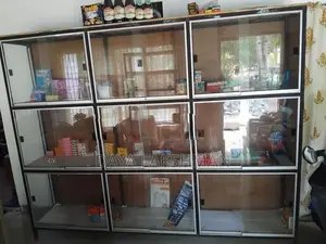 වීදුරු කබඩ්