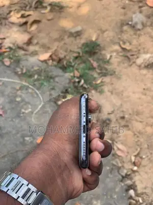 Apple iPhone X (Used)