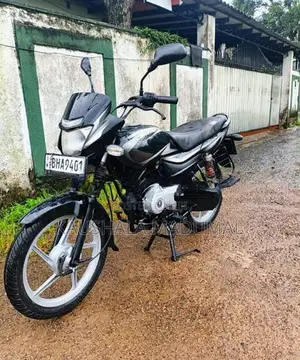 Bajaj Platina 100 ES 2018