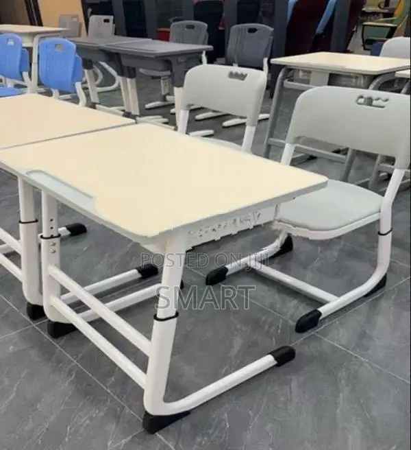 STUDY DESK WITH CHAIR: W17B