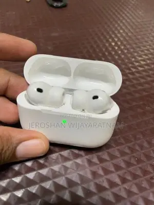 Apple AirPods Pro 3 (Used)