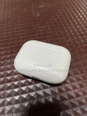 Apple AirPods Pro 3 (Used)