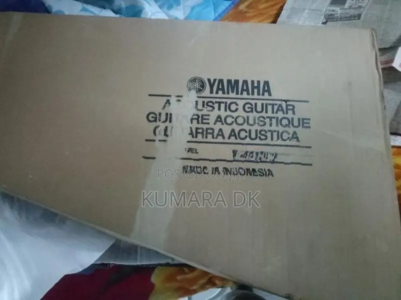 Yamaha C40
