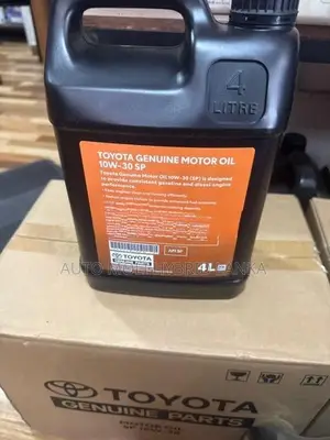 Toyota 10W 30 Engine Oil 4l Sp10w