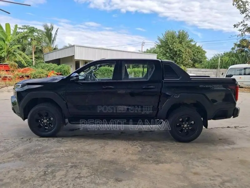 Toyota Hilux Travo Overland+ 2.8L 2026