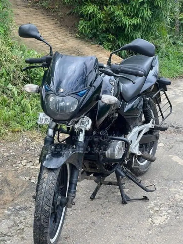 Bajaj Pulsar 180 2012