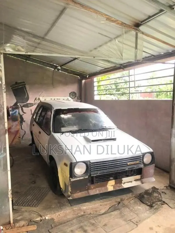 Nissan Sunny AD wagon 1984