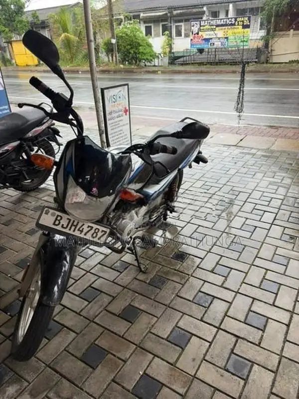 Bajaj CT100 2024