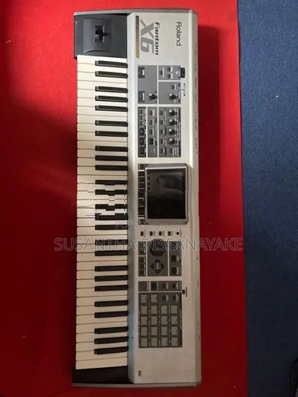 Roland Fantom X6 Keyboard