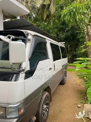 Nissan Caravan 1996