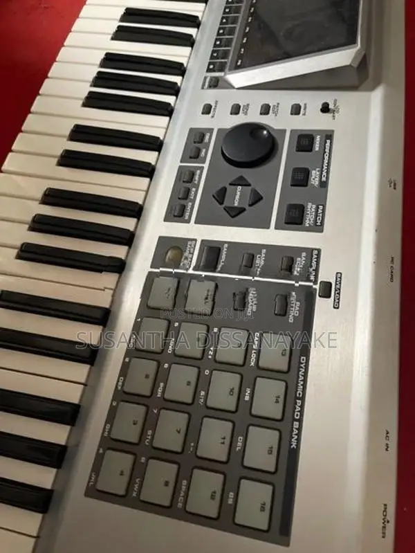 Roland Fantom X6 Keyboard