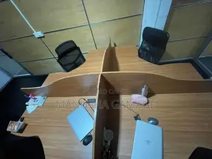 Modern Office Workstation Desk