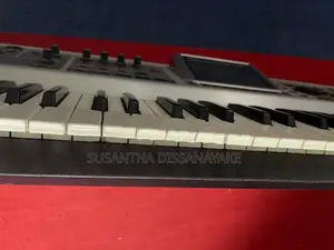 Roland Fantom X6 Keyboard