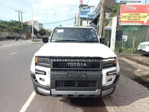 Toyota Land Cruiser Prado 250 2024