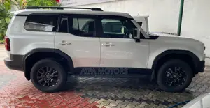 Toyota Land Cruiser Prado 2.7 2025 White