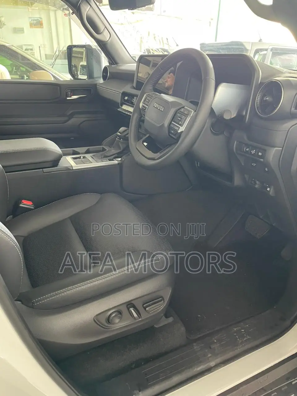 Toyota Land Cruiser Prado 2.7 2025 White