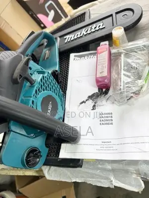 Makita Chainsaw