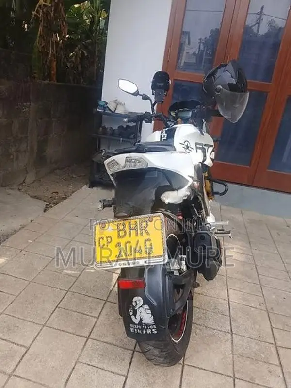 TVS Apache RTR 200 2018