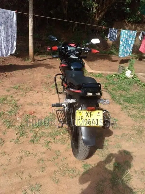 Bajaj Pulsar 150 2011