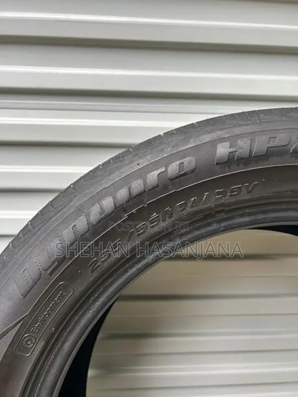 Hankook 235/55/19 ටයර් 2024