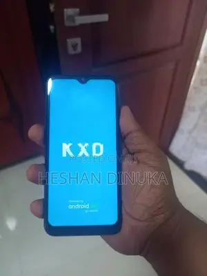 KXD D68S 2GB 32GB (Used)
