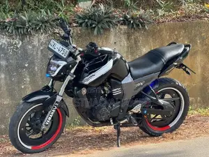 Yamaha FZS V1 2012
