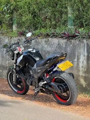 Yamaha FZS V1 2012