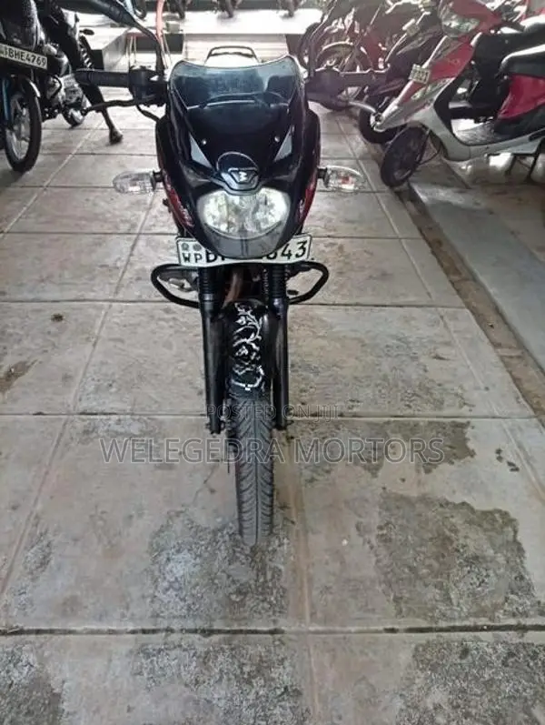 Bajaj Pulsar 150 2018