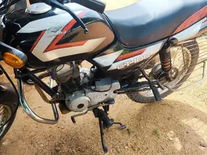 Bajaj CT100 2011