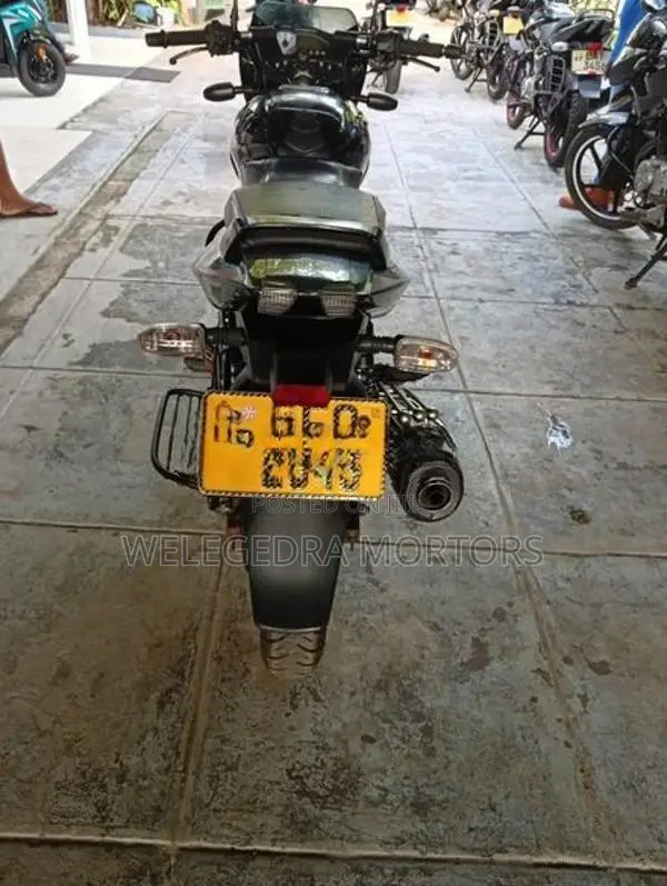 Bajaj Pulsar 150 2018