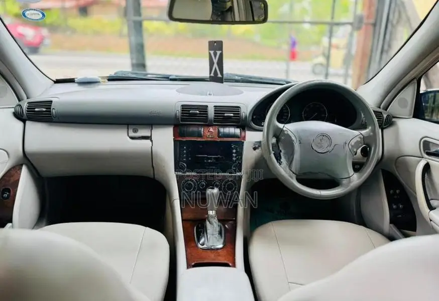 Mercedes Benz C200 2006