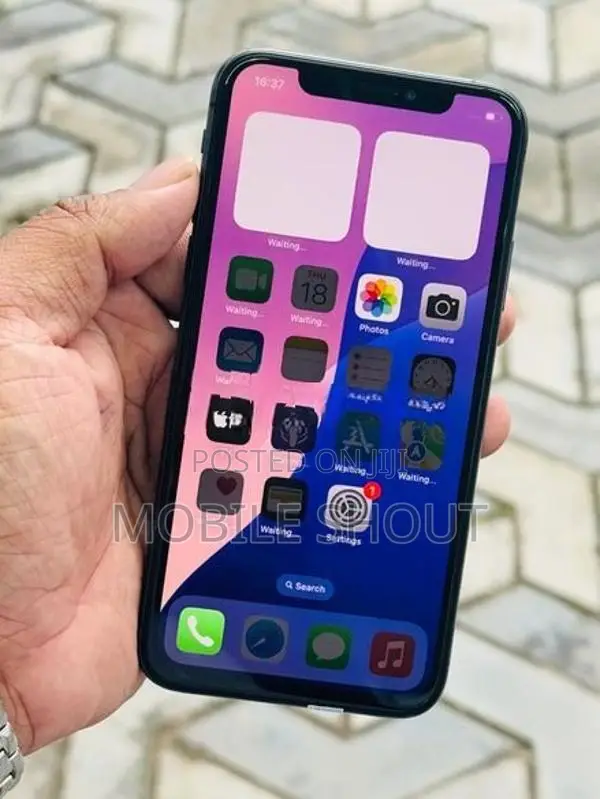 Apple iPhone XS 512GB (Used)