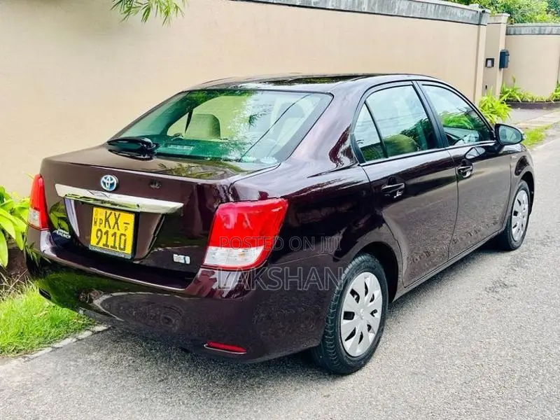 Toyota Axio 2014