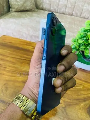 Samsung Galaxy A06 6GB 128GB (Used)