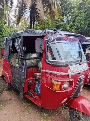 Bajaj RE 4 Stroke 2012