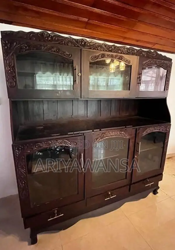 Elegant Antique-Style Solid Wood Showcase