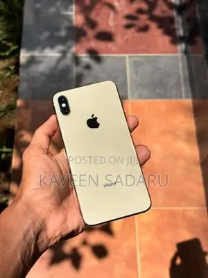 Apple iPhone XS Max (Used)