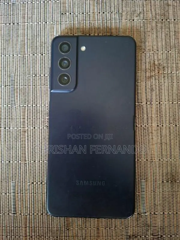 Samsung Galaxy S21 FE (Used)